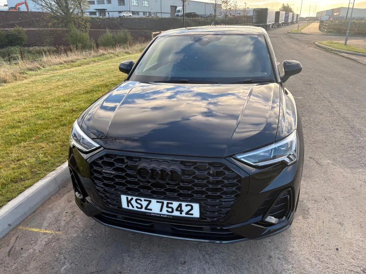 Audi Q3 2024 photo 2
