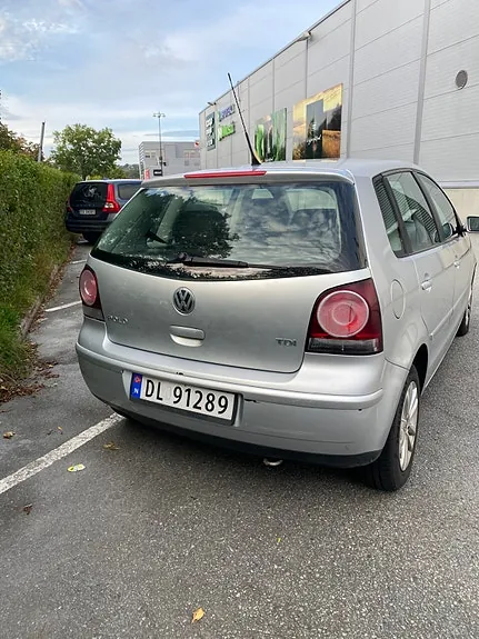 Volkswagen Polo 2008 photo 4