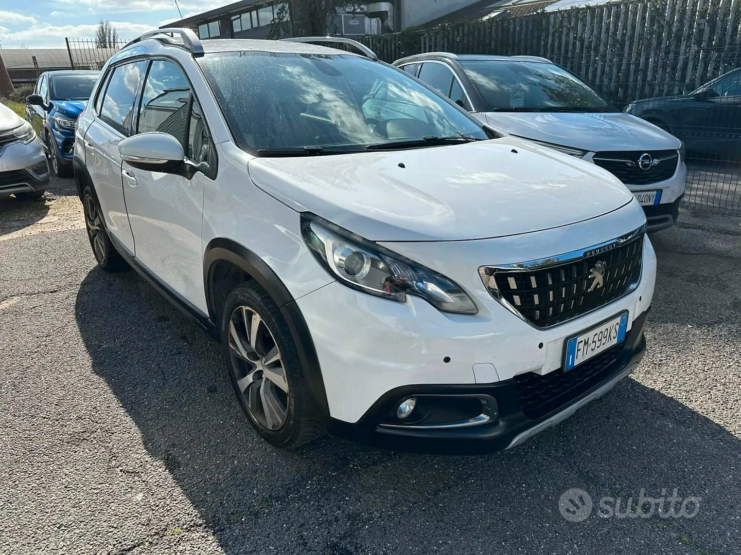 Peugeot 2008 2017 photo 3