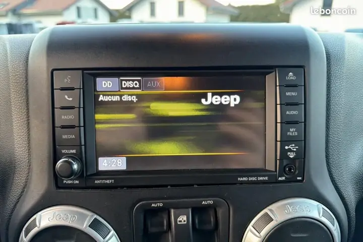 Jeep Wrangler 2014 photo 4