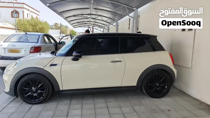 Mini Cooper 2018 photo 2