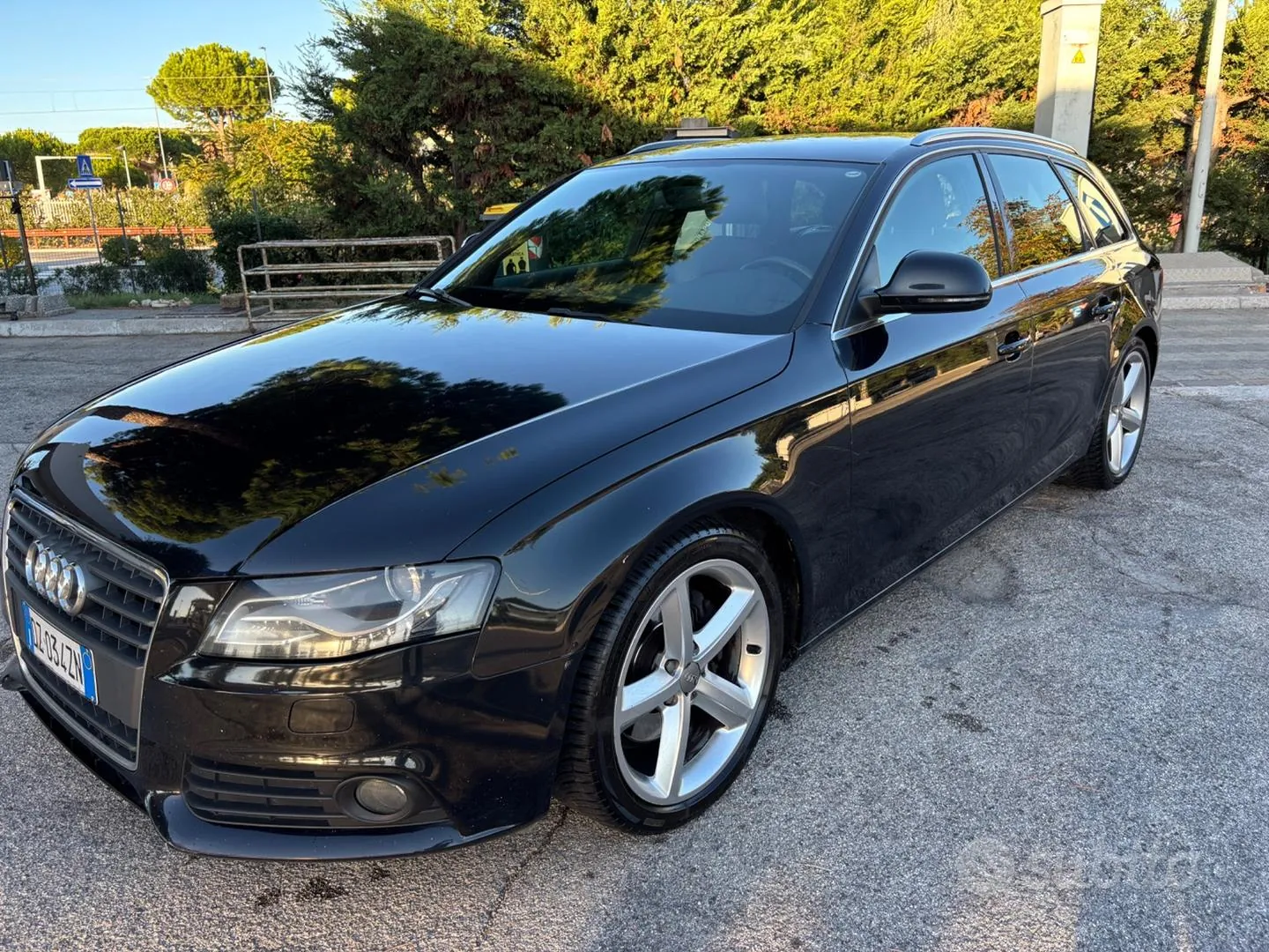 Audi A4 2009 photo 3