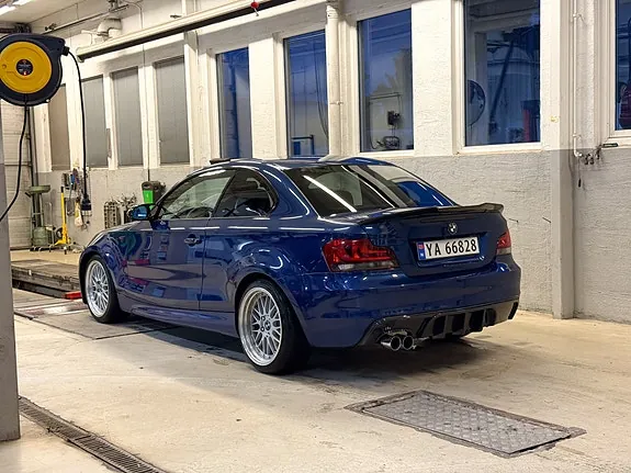 BMW 123D 2009 photo 4