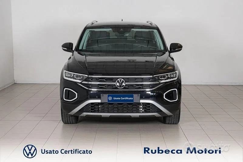 Volkswagen T-Roc 2024 photo 2