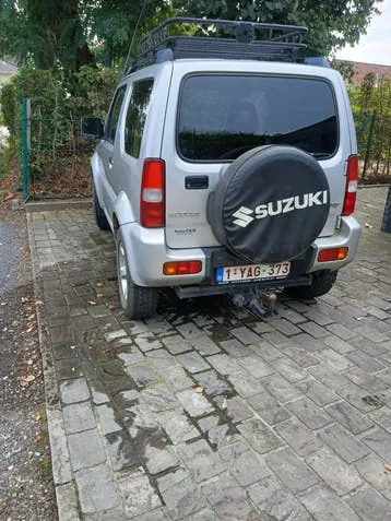Suzuki Jumny