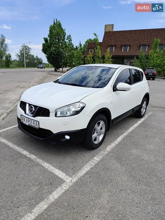Nissan Qashqai 2013 photo 3