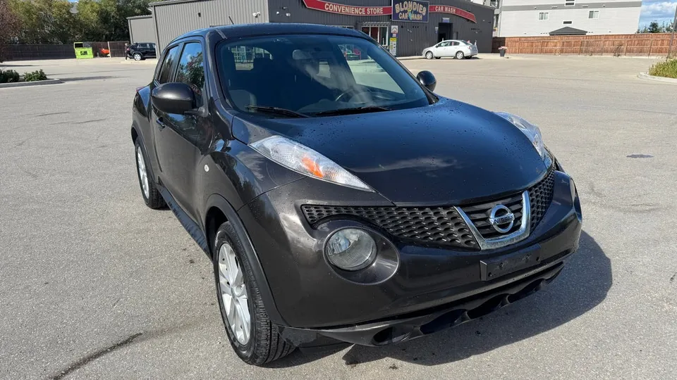 Nissan Juke 2012 photo 2