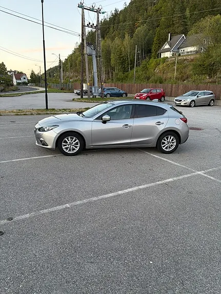 Mazda 3 2014 photo 2