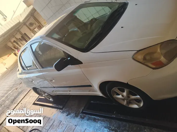 Toyota Echo 2004 photo 4