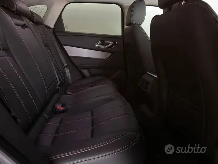 Land Rover Velar 2023 photo 5