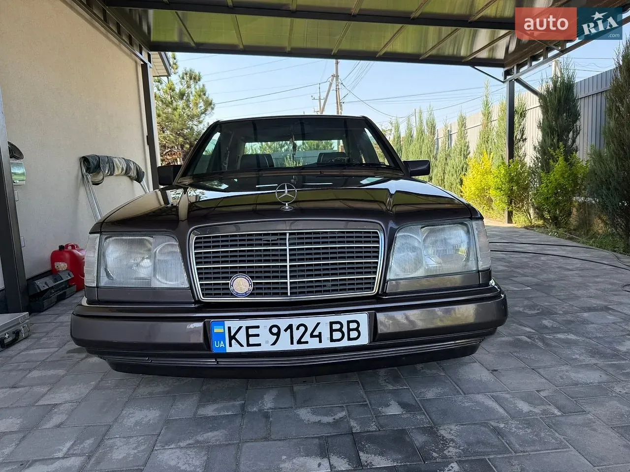 Mercedes-Benz E-Class 1994 photo 2