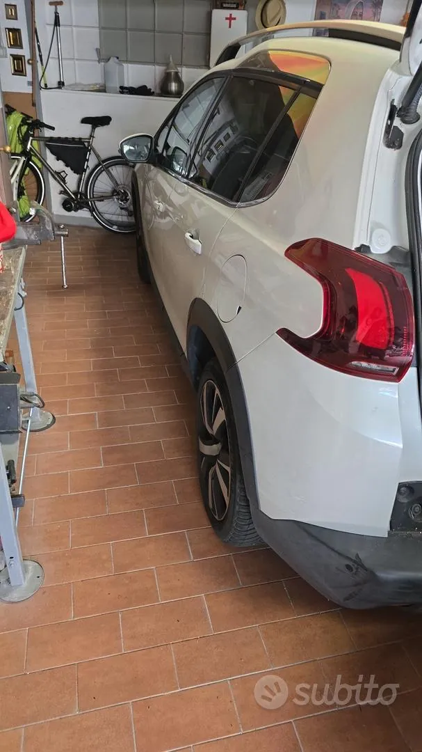 Peugeot 2008 2017 photo 5