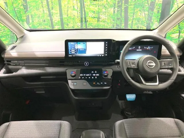 Nissan Serena 2026 photo 2