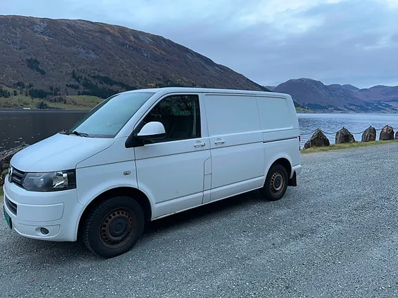 Volkswagen Transporter 2013 photo 2