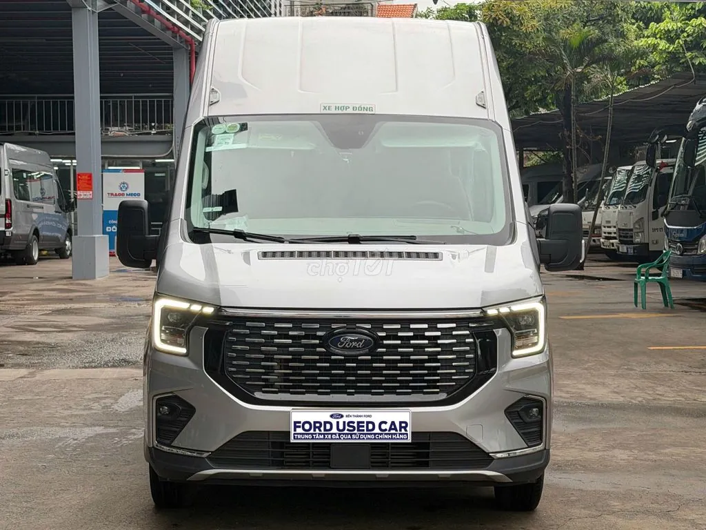 Ford Transit 2025 photo 2