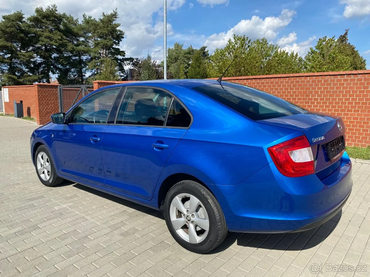 Skoda Rapid 2015 photo 2