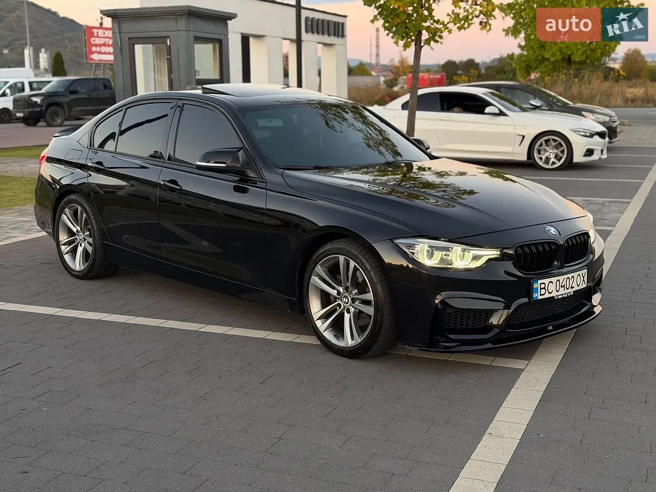BMW 3 Series 2012 photo 4