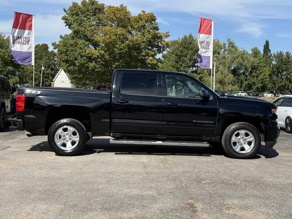 Chevrolet Silverado 1500 2018 photo 2