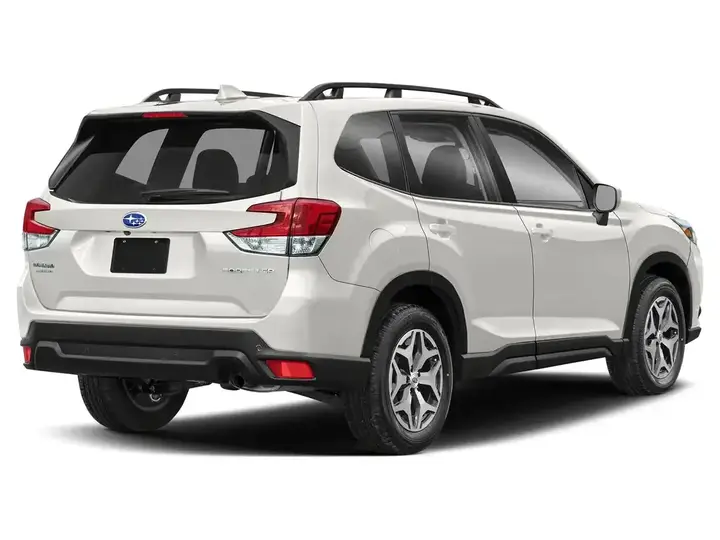 Subaru Forester 2024 photo 2