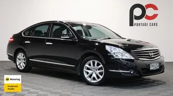 Nissan Maxima 2010 photo 2