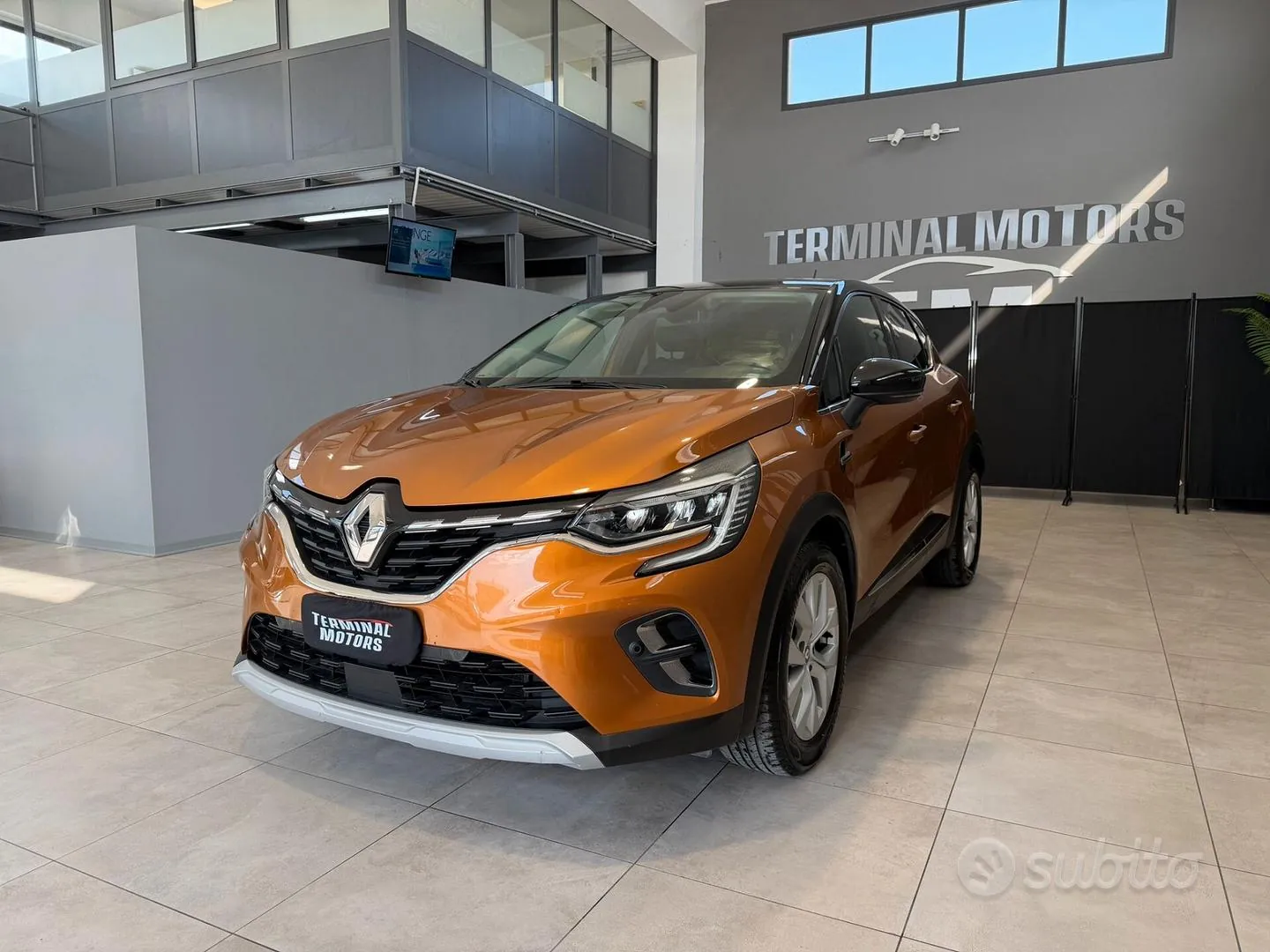 Renault Captur 2022 photo 3