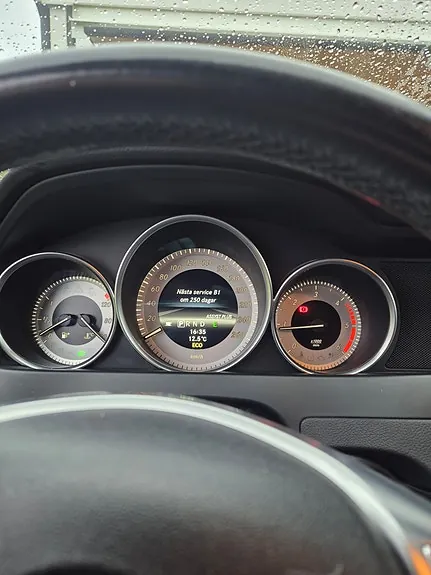 Mercedes-Benz C220 2013 photo 5