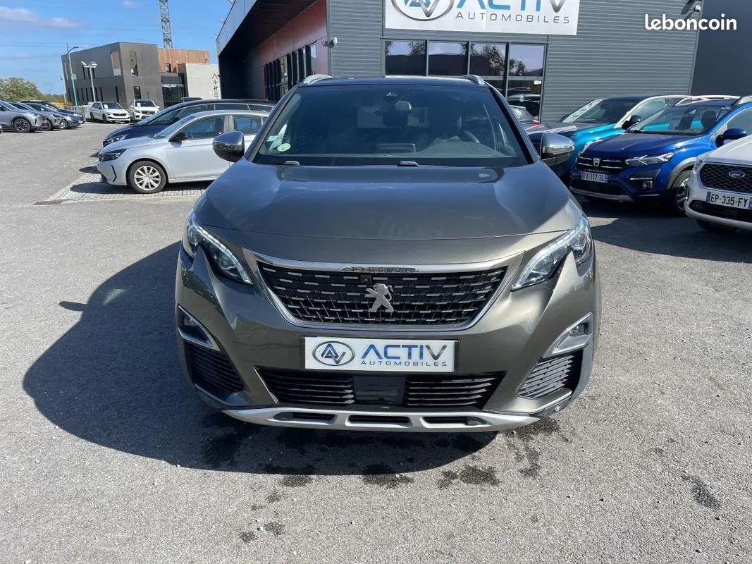 Peugeot 5008 2017 photo 2