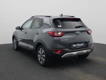 Kia Stonic 2021 photo 2