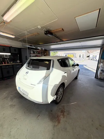 Nissan Leaf 2014 photo 3