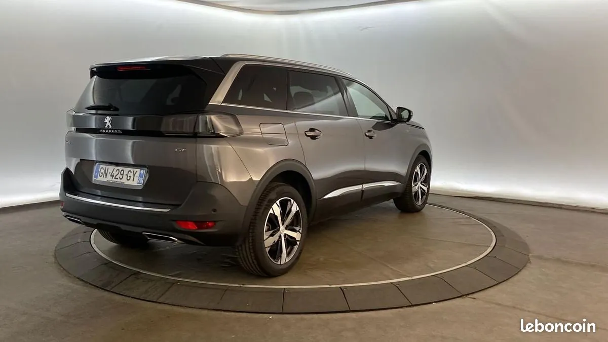 Peugeot 5008 2023 photo 5