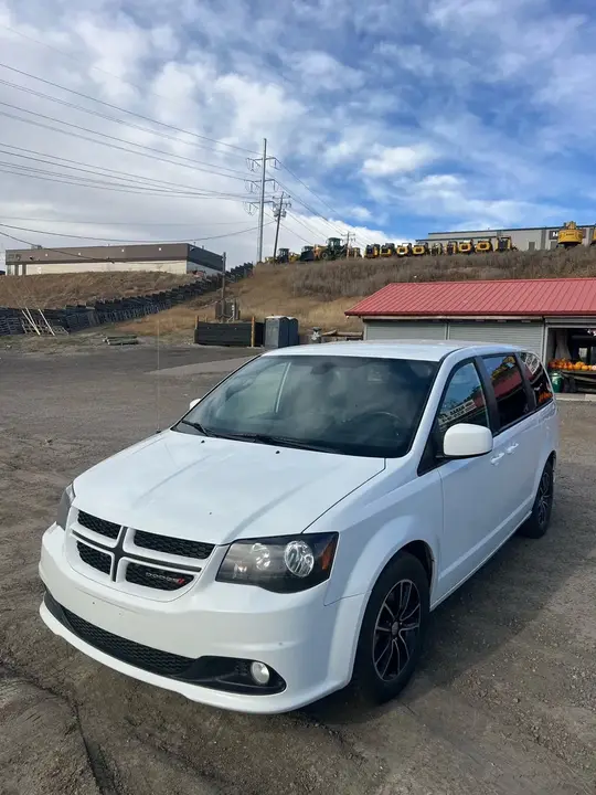Dodge Grand Caravan 2019 photo 2