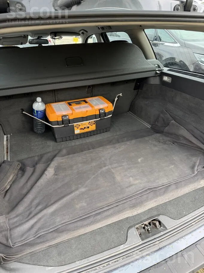 Volvo V70 2011 photo 4