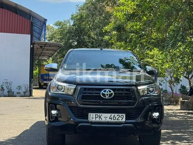 Toyota Hilux 2020 photo 2
