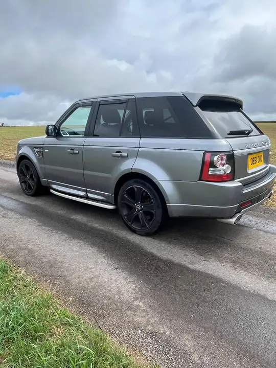 Land Rover Range Rover Sport 2012 photo 2