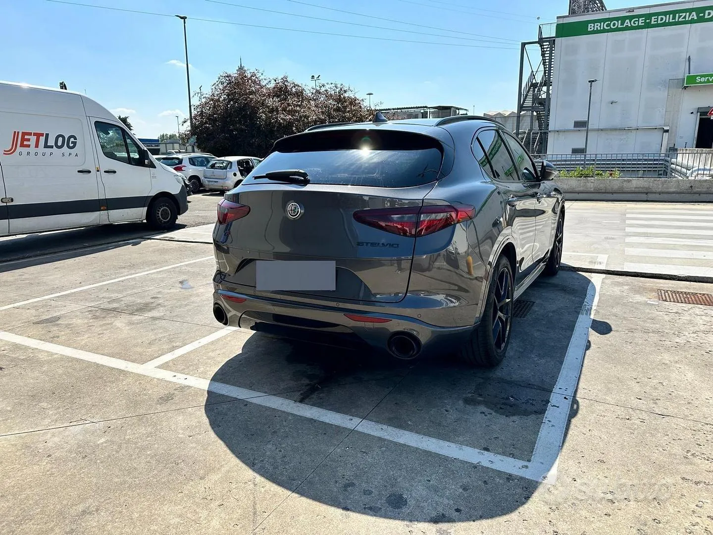 Alfa Romeo Stelvio 2024 photo 2