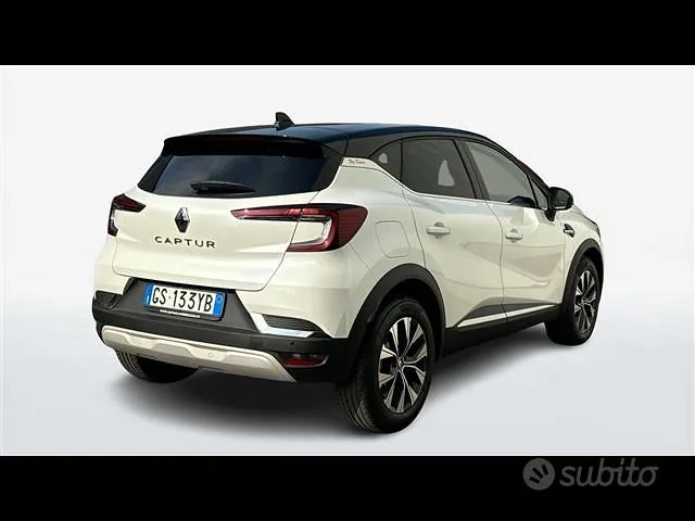 Renault Captur 2024 photo 2