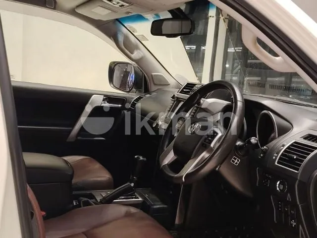 Toyota Land Cruiser Prado 2017 photo 5