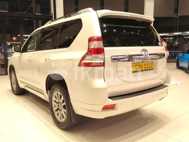 Toyota Land Cruiser Prado 2017 photo 4