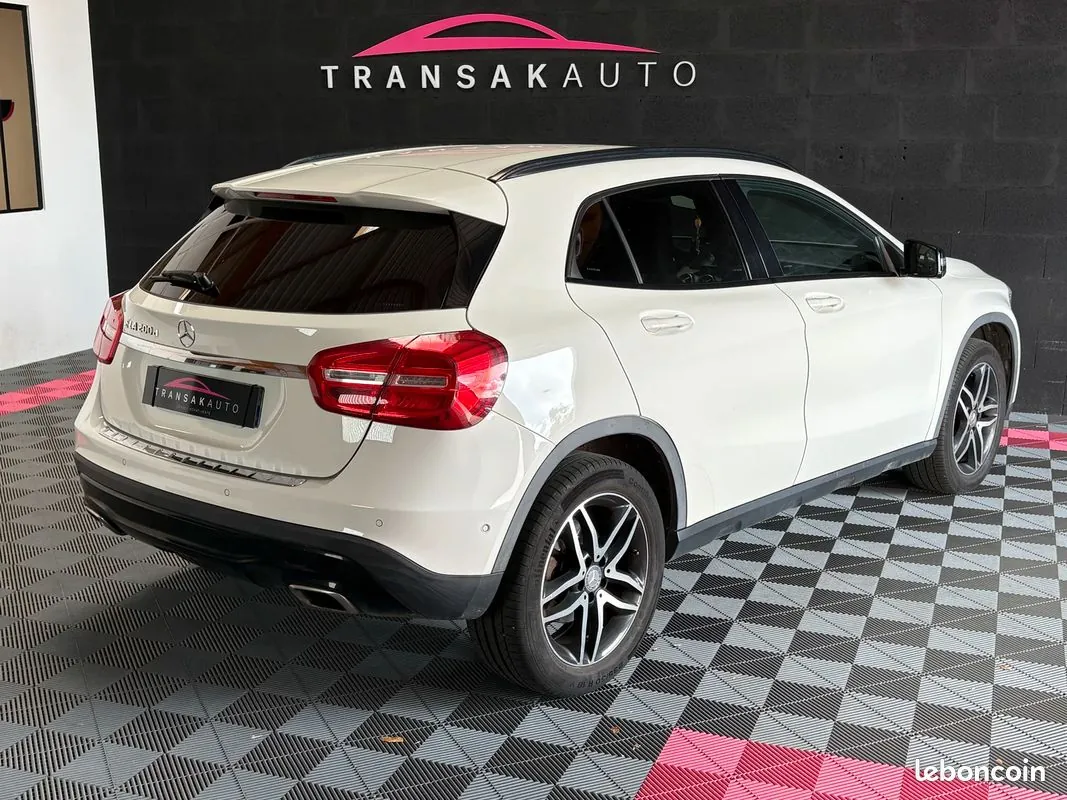 Mercedes-Benz Gla 2016 photo 5