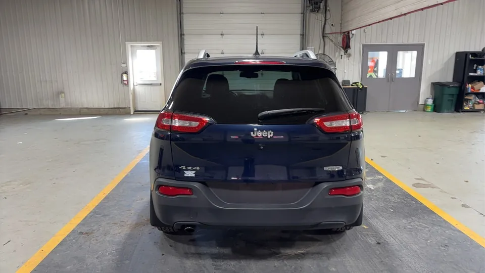 Jeep Cherokee 2016 photo 4