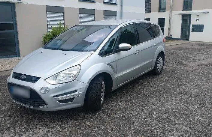 Ford S-Max