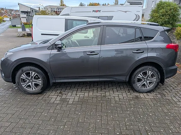 Toyota Rav4 2013 photo 4