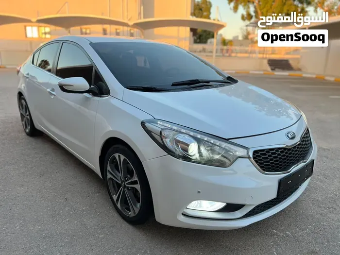 Kia K3 2015 photo 2