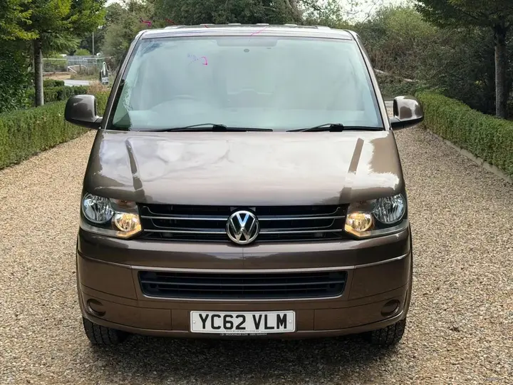 Volkswagen Caravelle 2013 photo 2