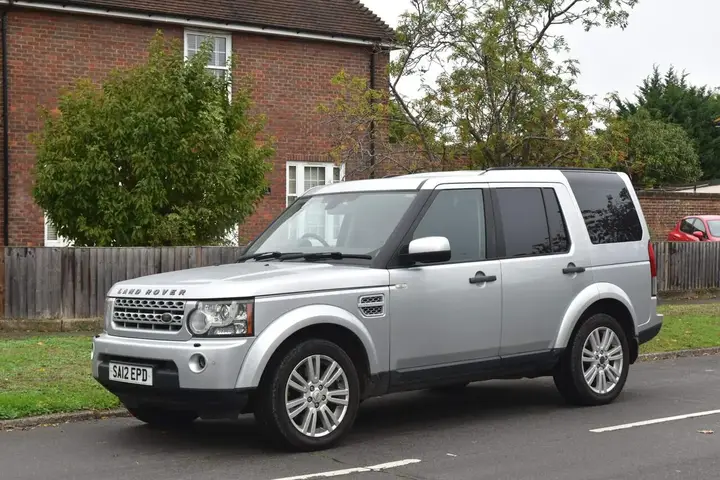 Land Rover Discovery 4 2012 photo 3