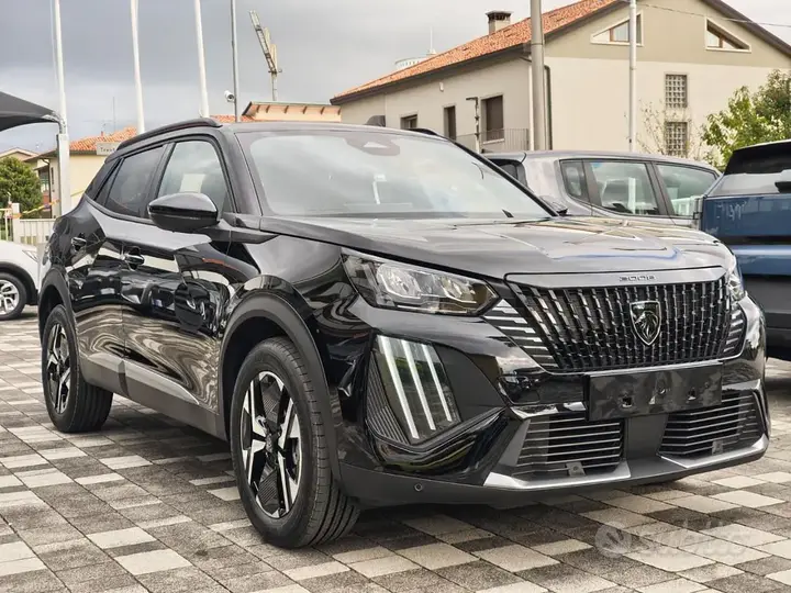 Peugeot 2008 2025 photo 2