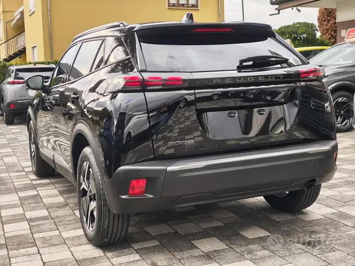 Peugeot 2008 2025 photo 4