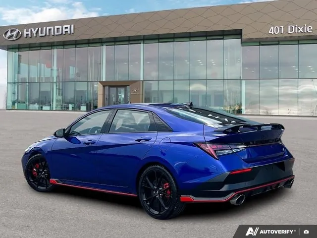 Hyundai Elantra 2025 photo 3