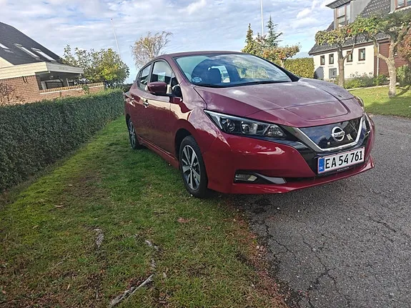 Nissan Leaf 2021 photo 3