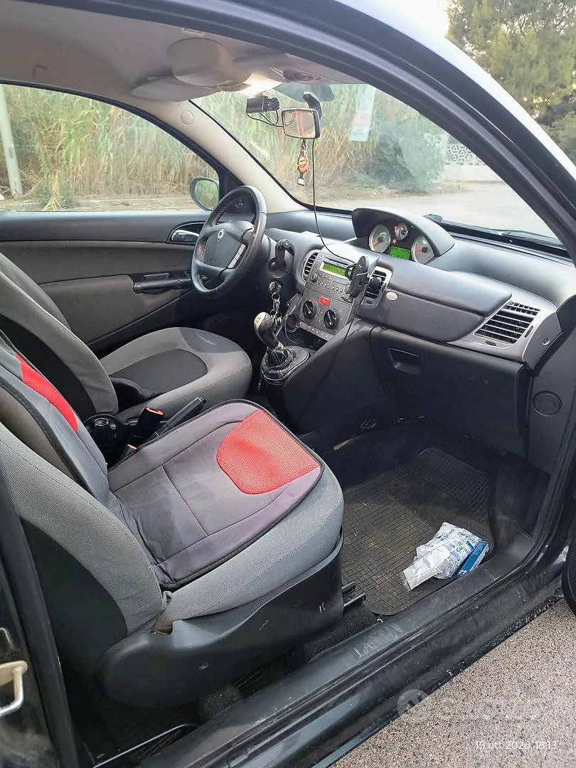Lancia Ypsilon 2007 photo 2